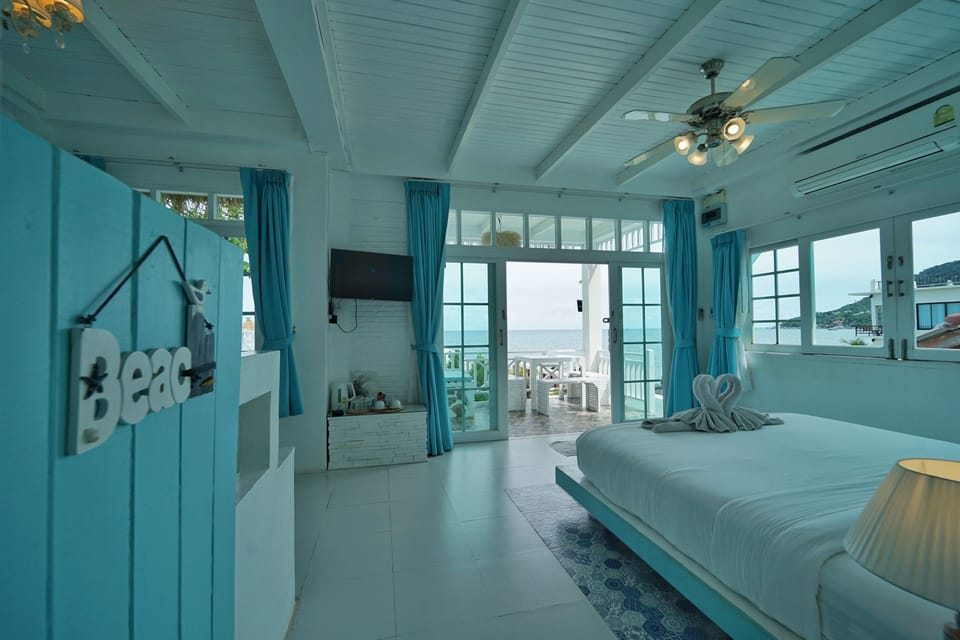 Triple Room with Sea View | View from room