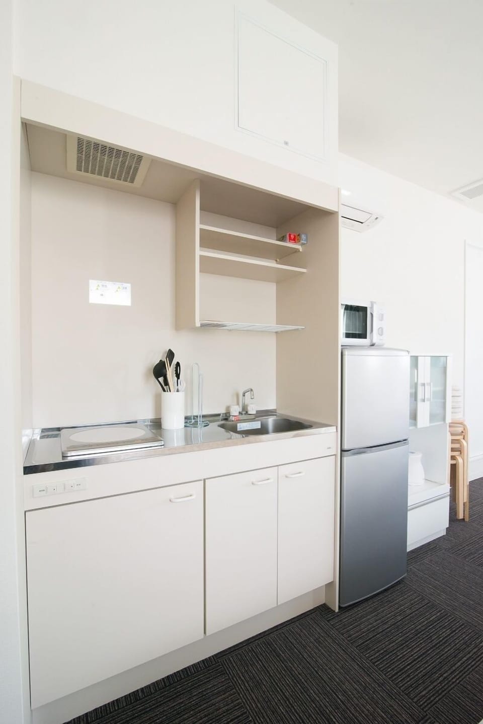 Deluxe Triple Room with Private Open-air Bath, Mount Yufu View | Private kitchen | Fridge, microwave, electric kettle