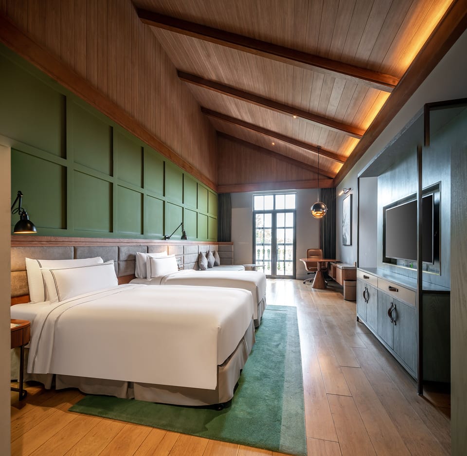 Premium Room | 1 bedroom, premium bedding, down comforters, Select Comfort beds