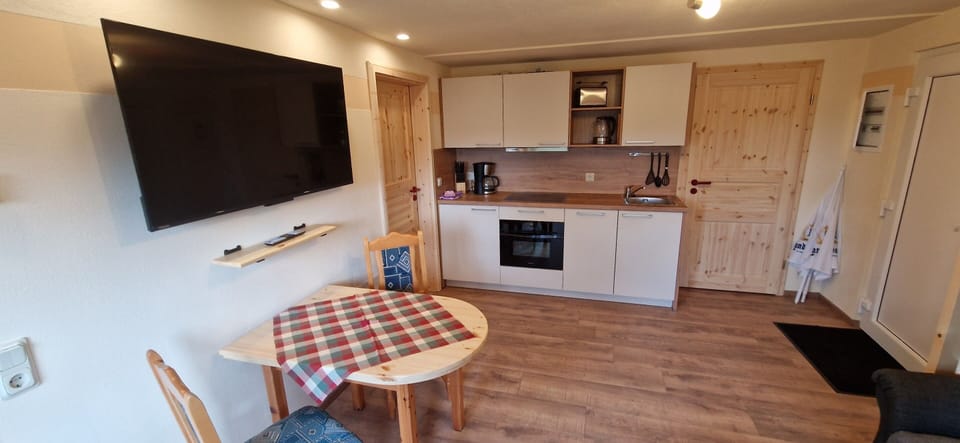 Comfort Apartment, Accessible, Ensuite | Lounge