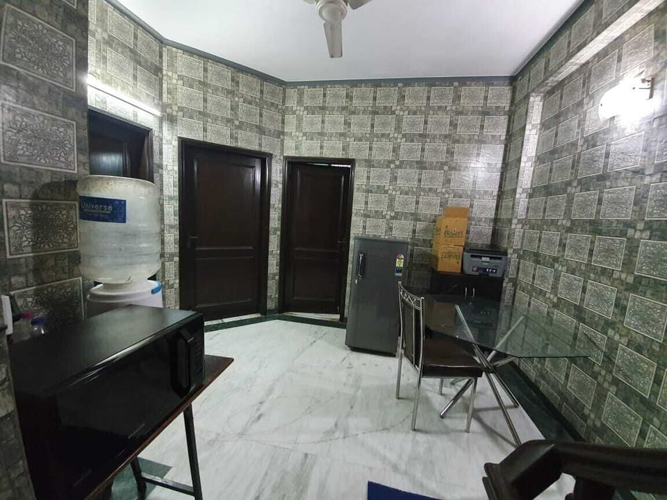 1 bedroom, desk, rollaway beds, free WiFi