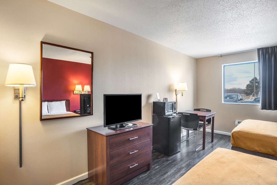 Standard Room, 2 Queen Beds, Non Smoking | Desk, WiFi (free), bed sheets