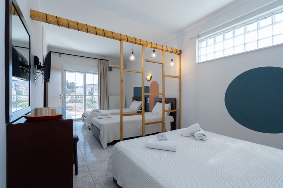 Superior Apartment, Sea View | In-room safe, individually decorated, desk, soundproofing