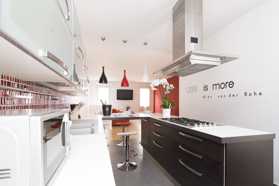 Apartment, 3 Bedrooms | Private kitchen | Fridge, microwave, oven, stovetop