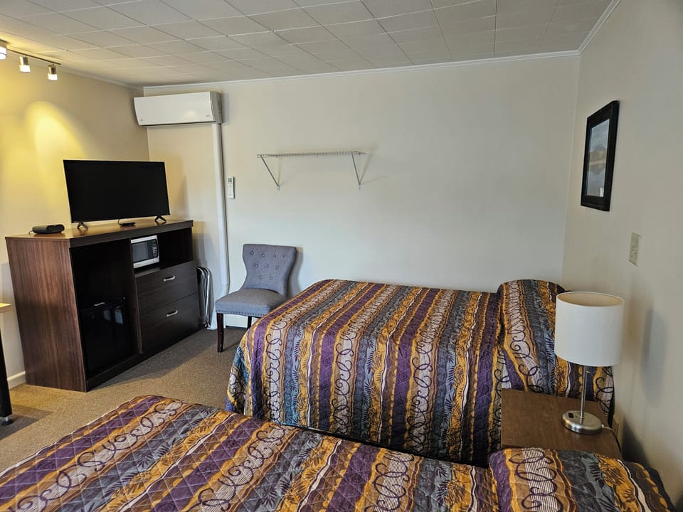 Standard Room, 2 Double Beds, Non Smoking | Individually decorated, individually furnished, desk, laptop workspace