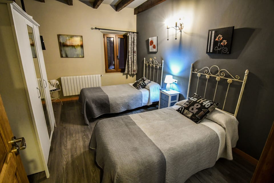 Superior Twin Room (Rosa) | Soundproofing, free WiFi