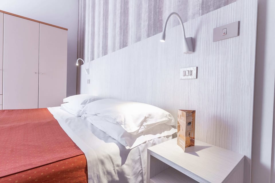 Double or Twin Room, Balcony | Minibar, in-room safe, cribs (surcharge), rollaway beds (surcharge)