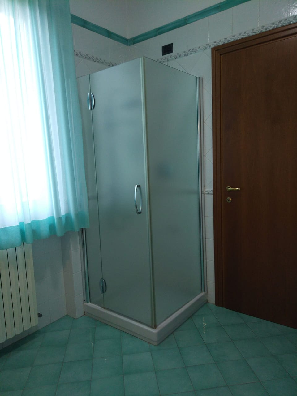 Comfort Double or Twin Room (Luna) | Bathroom | Separate tub and shower, hair dryer, bidet, towels