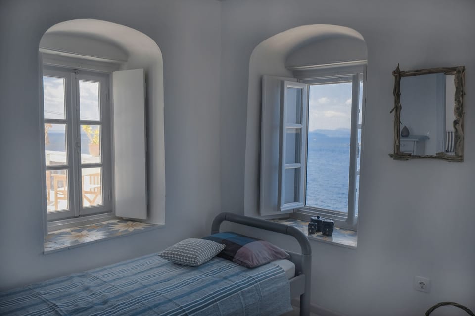 Lotus Sweet Home Hydra House in Islands