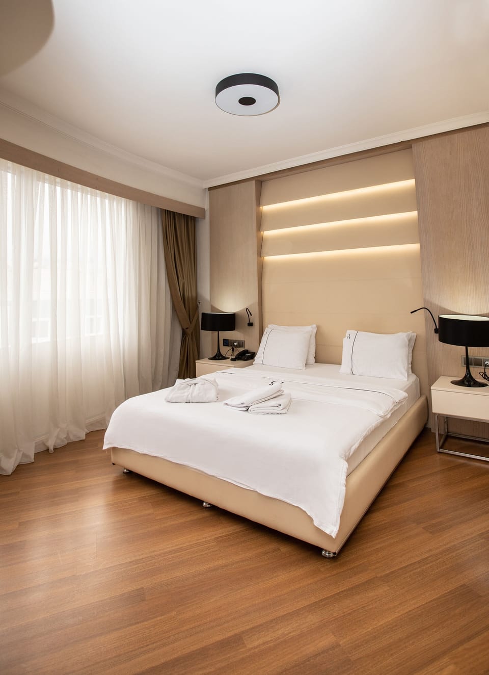 Standard Double Room, 1 Bedroom | Minibar, in-room safe, free WiFi, bed sheets