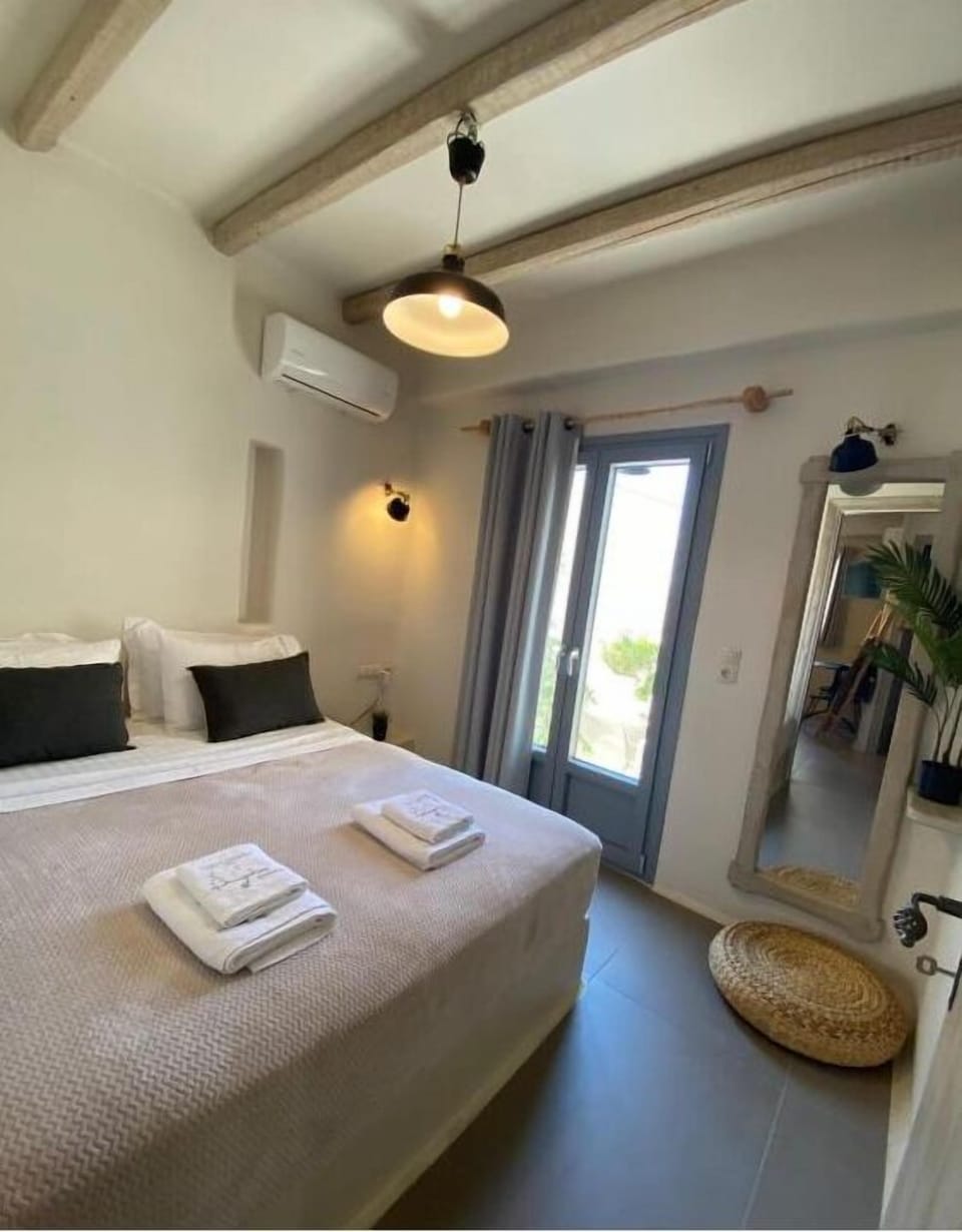 Deluxe Apartment | Egyptian cotton sheets, premium bedding, individually decorated