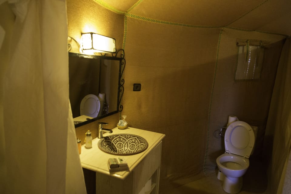 Family Tent, Private Bathroom | Bathroom | Shower, rainfall showerhead, free toiletries, towels