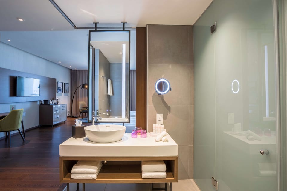 Deep soaking tub, rainfall showerhead, free toiletries, hair dryer