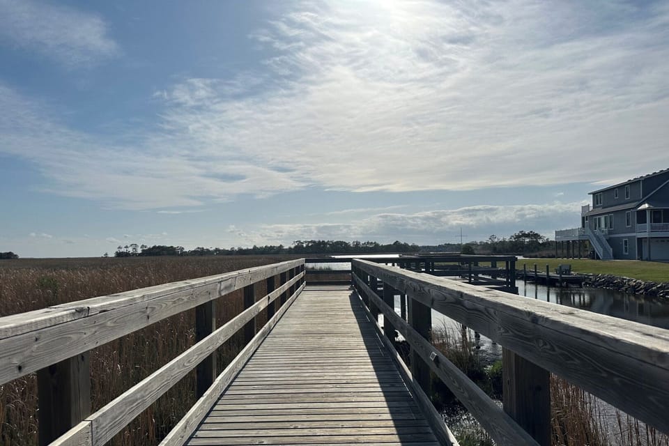 Walkway to the Sound at Hamilton Cay 