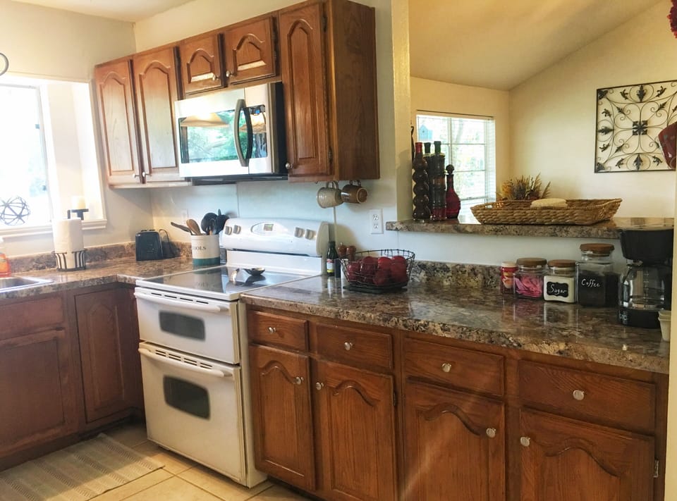 Kitchen with everything you need