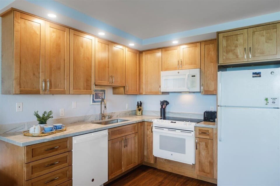 Full size appliances