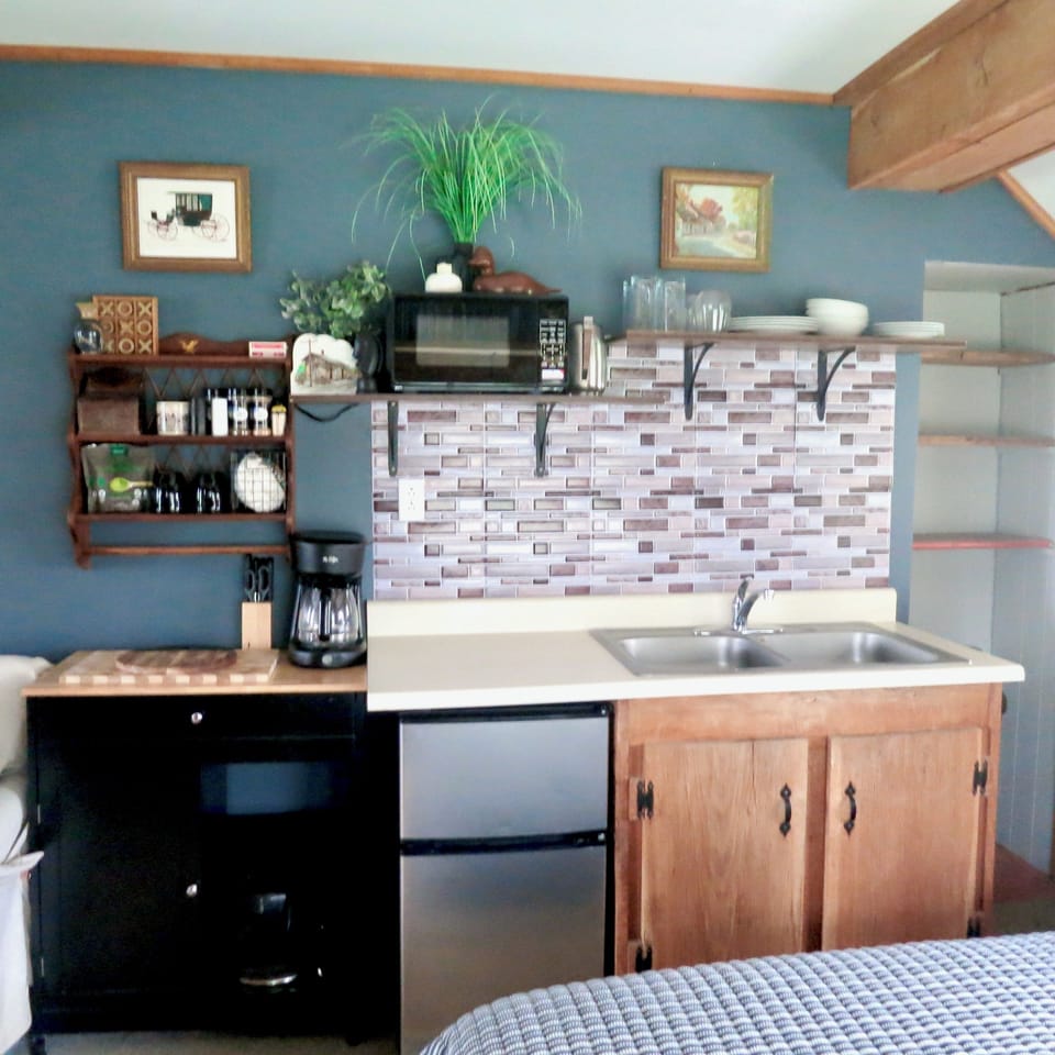 Plenty of space to cook a meal for two