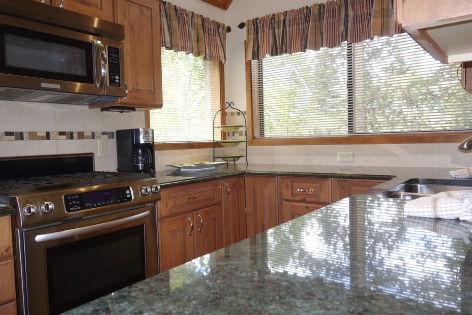 Sunny, fully equipped kitchen