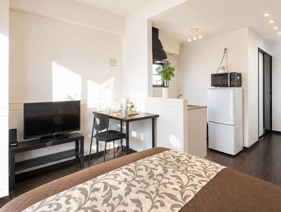 Semi-Double Room [27 sqm], Non Smoking | WiFi (free)