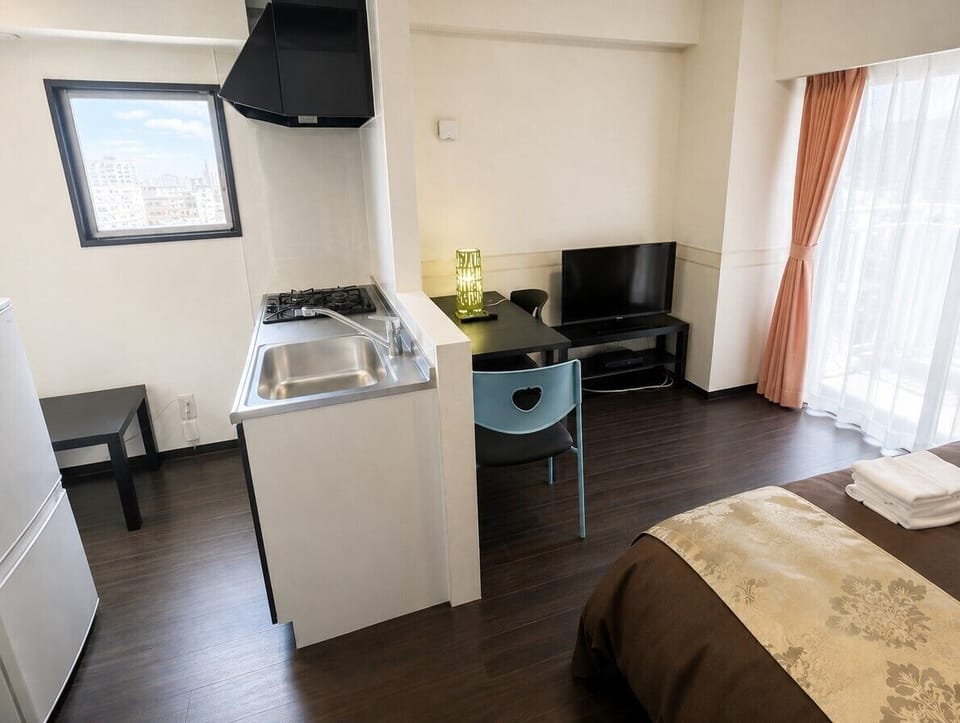 Semi-Double Room [27 sqm], Non Smoking | WiFi (free)