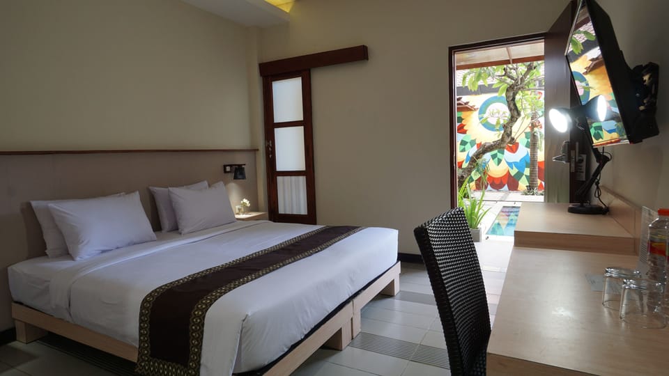Deluxe Room | In-room safe, desk, soundproofing, free WiFi
