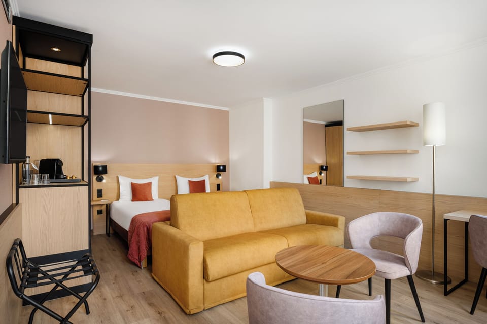 Comfort Triple Room | Hypo-allergenic bedding, minibar, in-room safe, desk