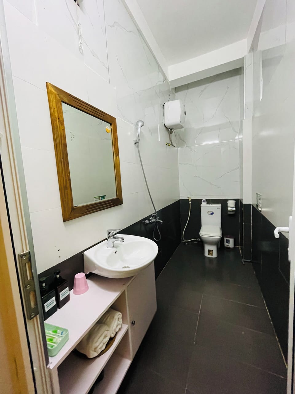Family Room (4 pax) | Minibar, in-room safe, desk, laptop workspace