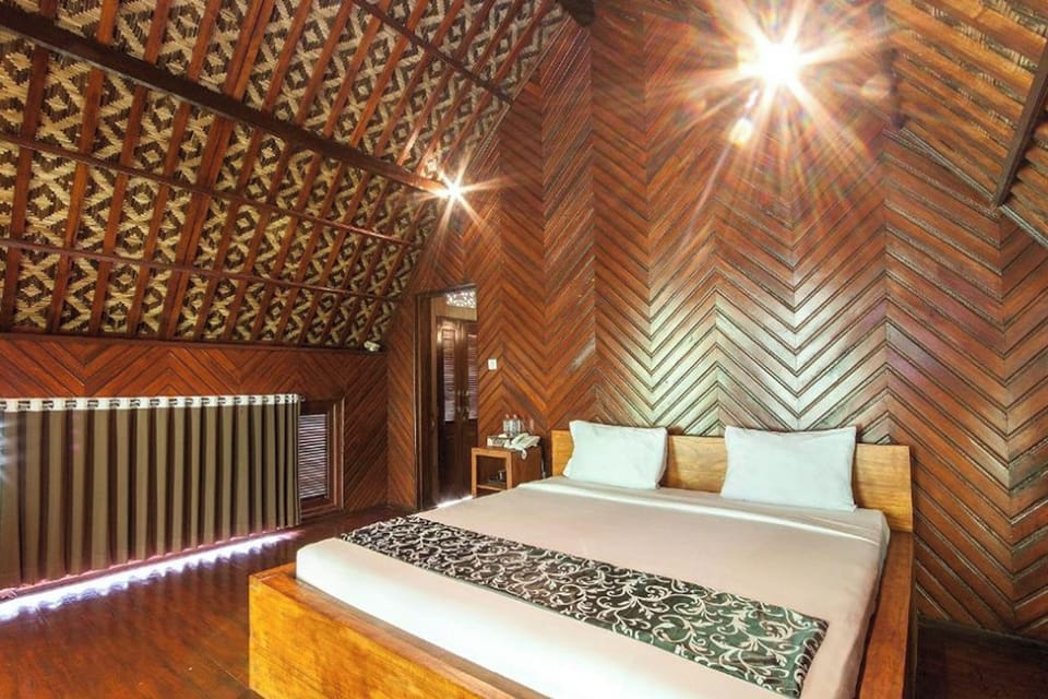 Deluxe Double Room | 1 bedroom, desk, free WiFi, bed sheets