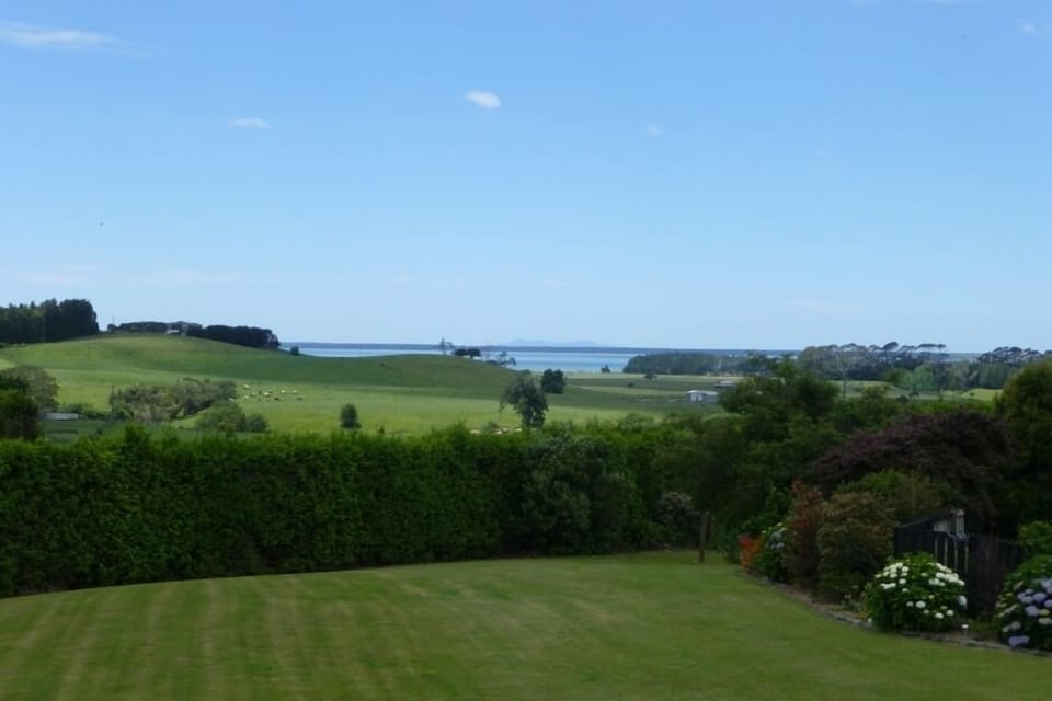 Seaview from expansive lawns