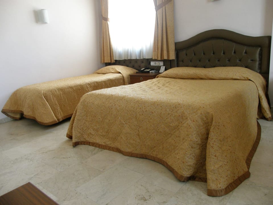 Standard Triple Room | Free WiFi, bed sheets