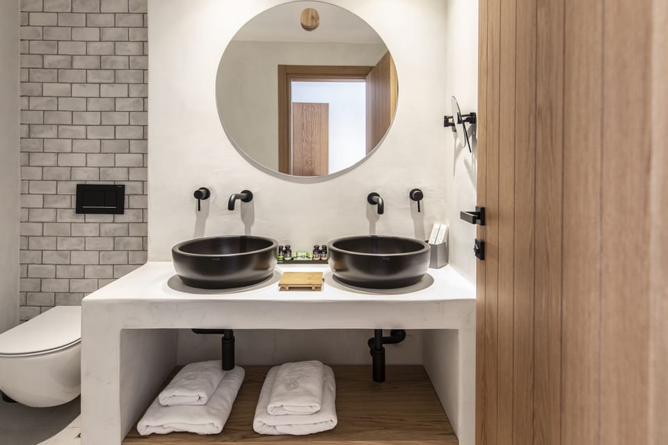 Design Maisonette Jacuzzi | Bathroom sink