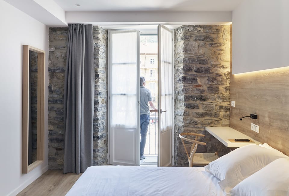 In-room safe, desk, blackout drapes, soundproofing
