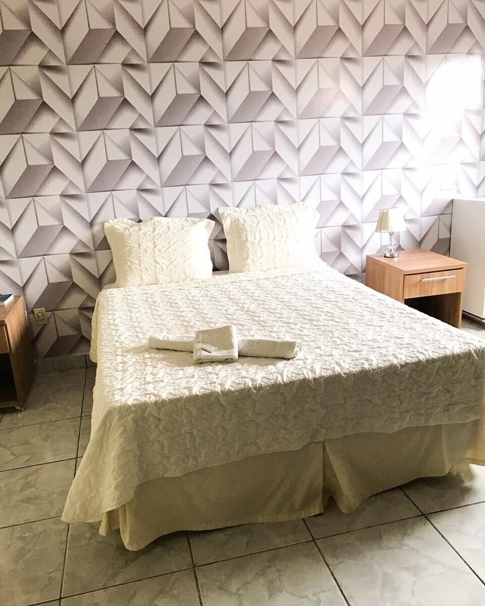 Minibar, WiFi (free), bed sheets