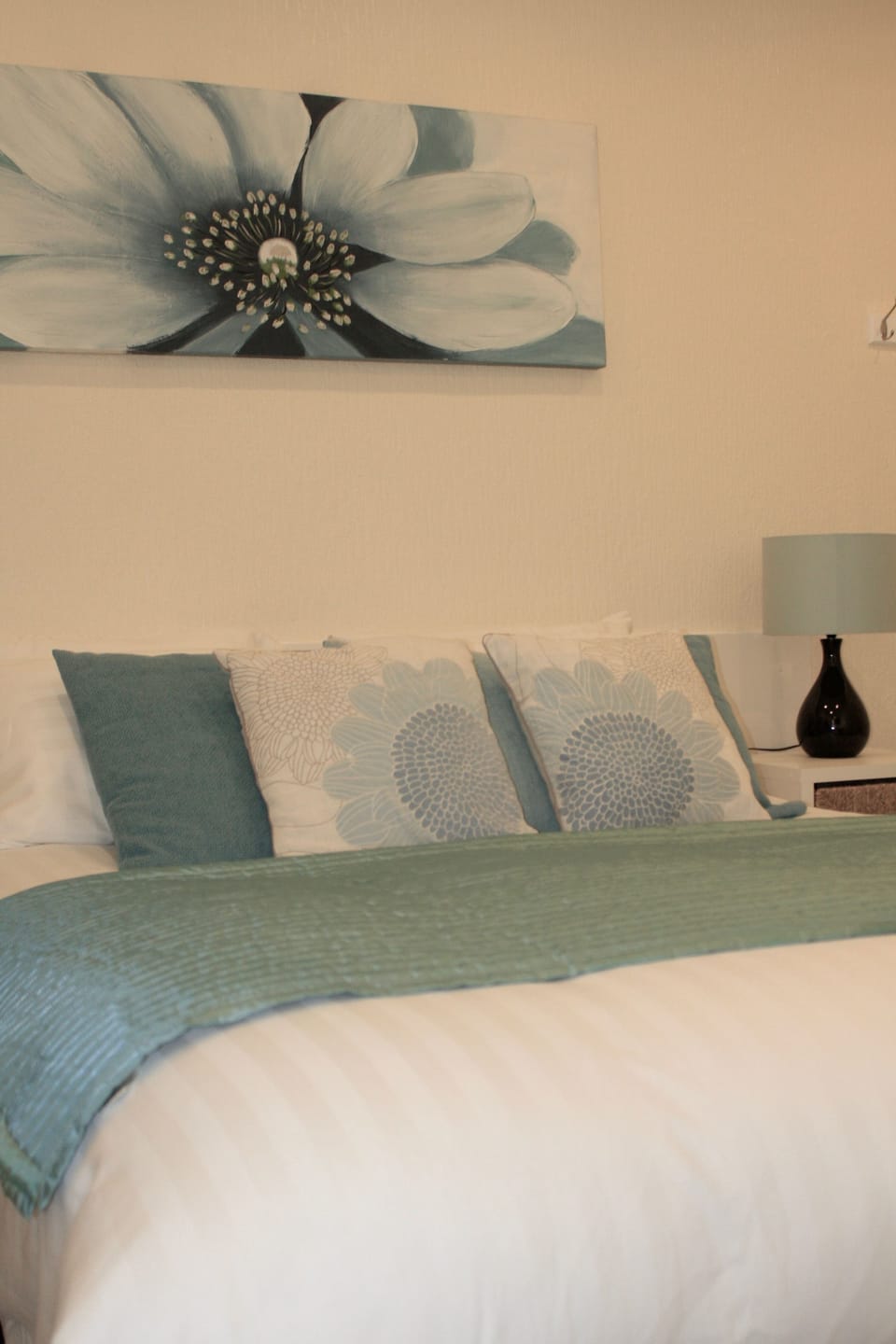 Superior Double Room | Blackout drapes, soundproofing, iron/ironing board, free WiFi