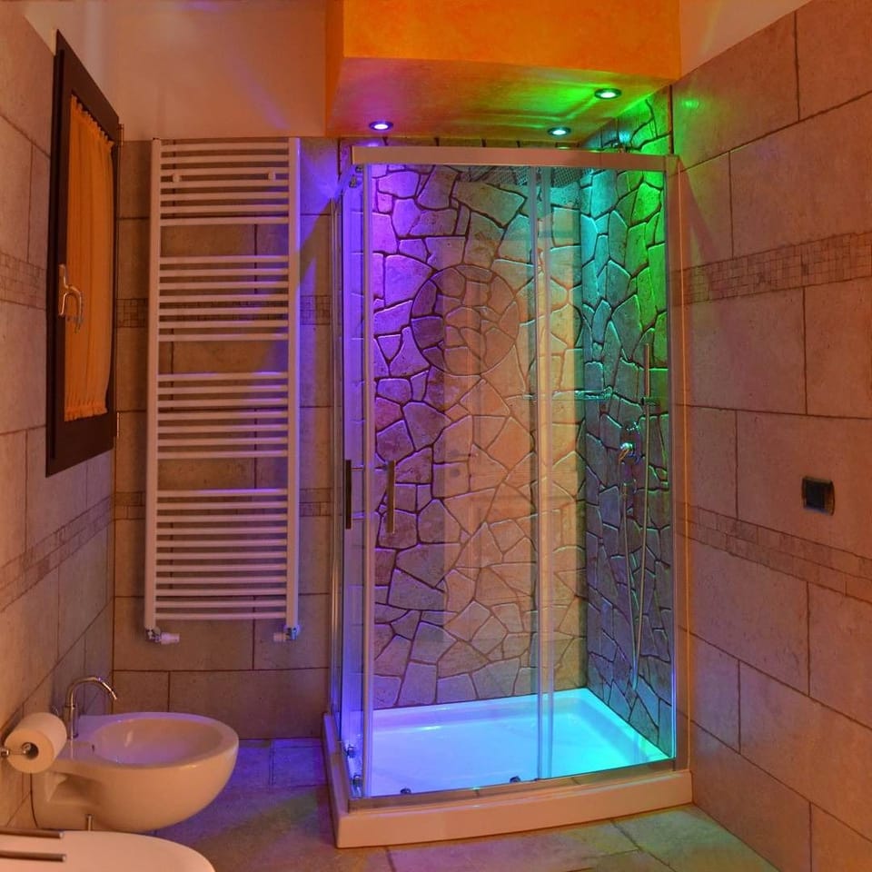 Quadruple Room | Minibar, in-room safe, desk, WiFi (free)
