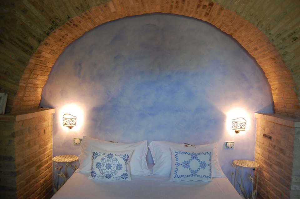 Double or Twin Room, Garden View | Desk, iron/ironing board, free WiFi, bed sheets