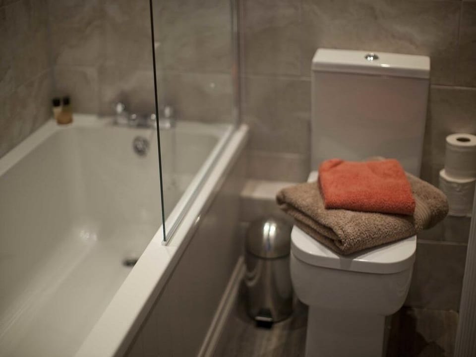 Double Room, Ensuite | Bathroom