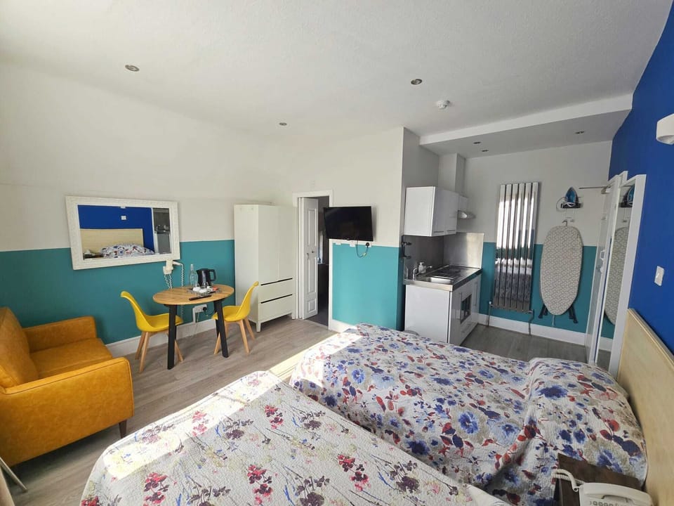 In-room safe, individually decorated, individually furnished, desk