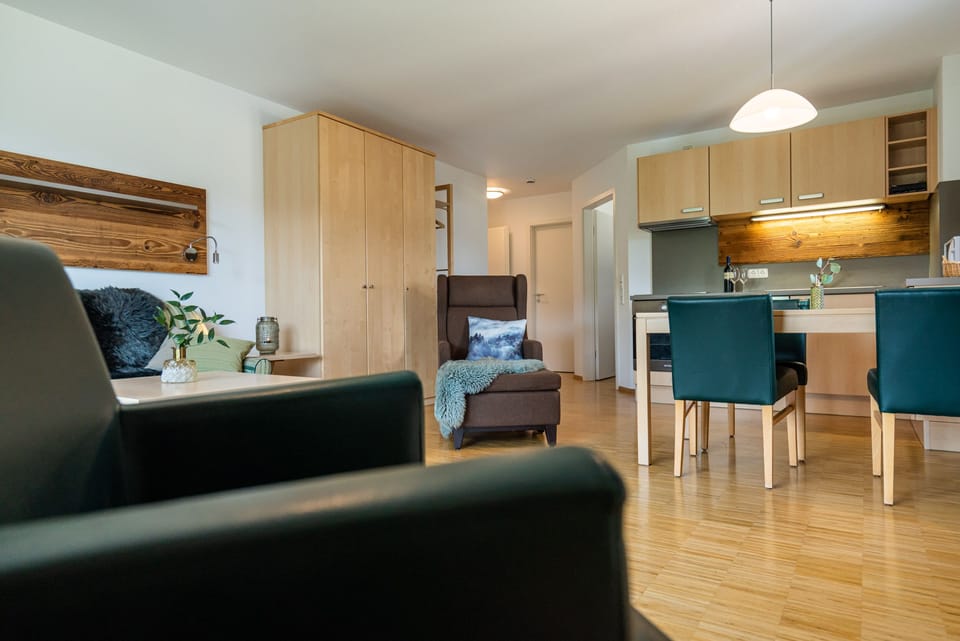 Apartment. Lake. Side | Living area | Flat-screen TV