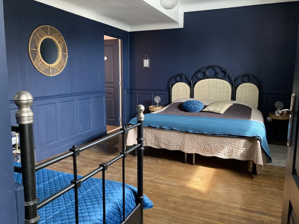 Deluxe Quadruple Room | Individually decorated, individually furnished, blackout drapes