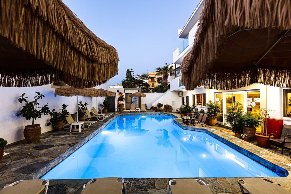 Seasonal outdoor pool, sun loungers