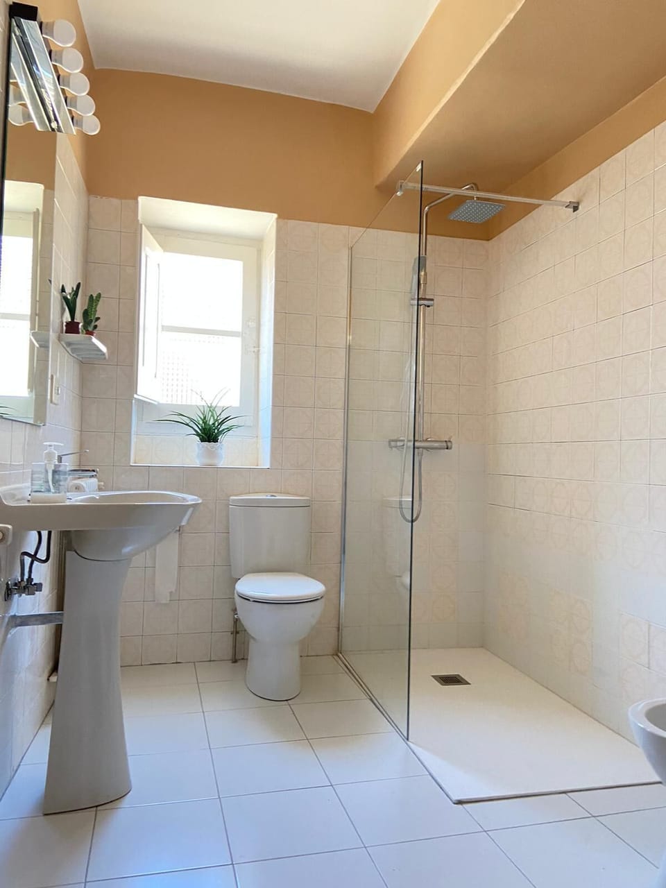 Double Room, Shared Bathroom | Bathroom | Towels