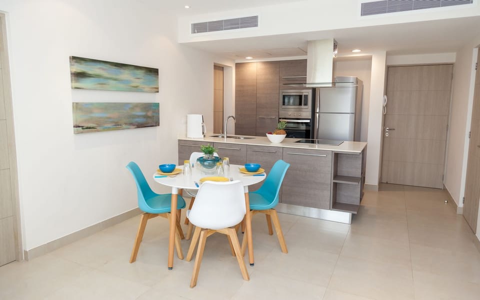 Deluxe House, 2 Bedrooms, Poolside | Living area | Flat-screen TV