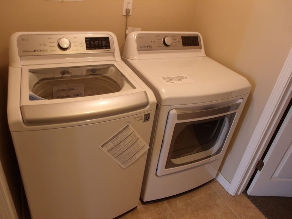 Washer/Dryer
