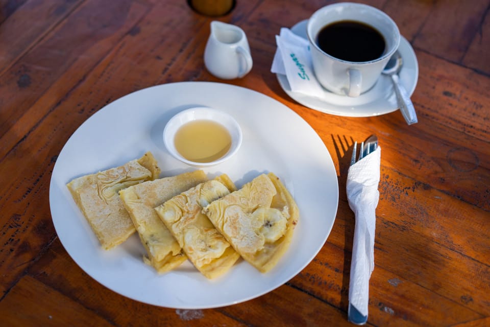 Daily cooked-to-order breakfast for a fee