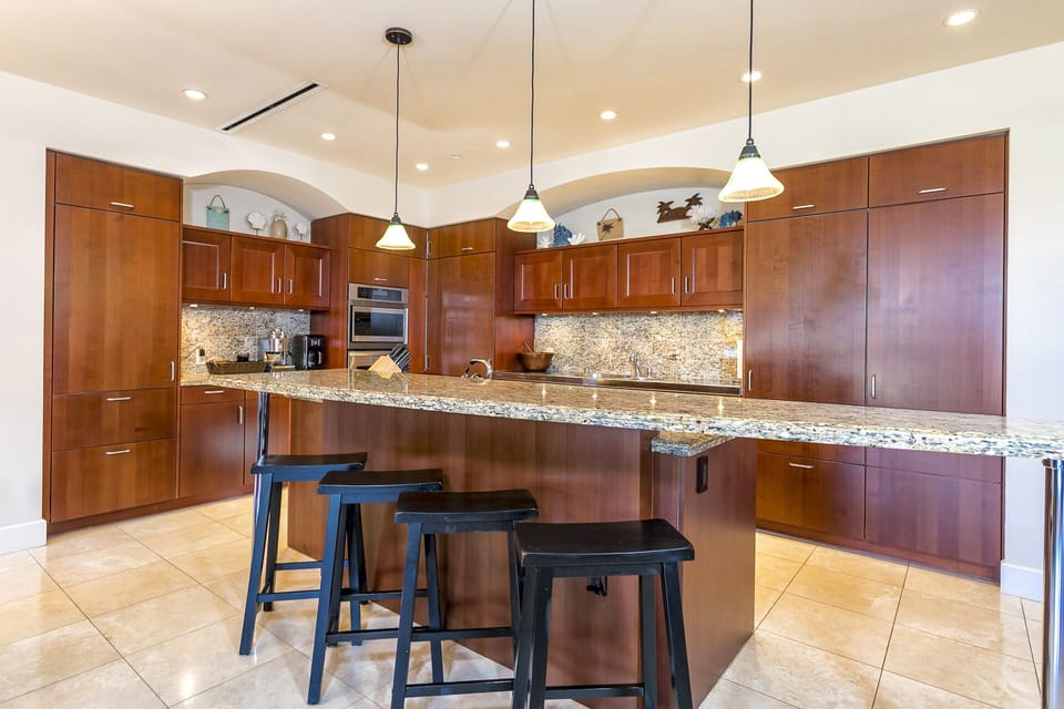 Gourmet Kitchen Complete with TWO Refrigerators 