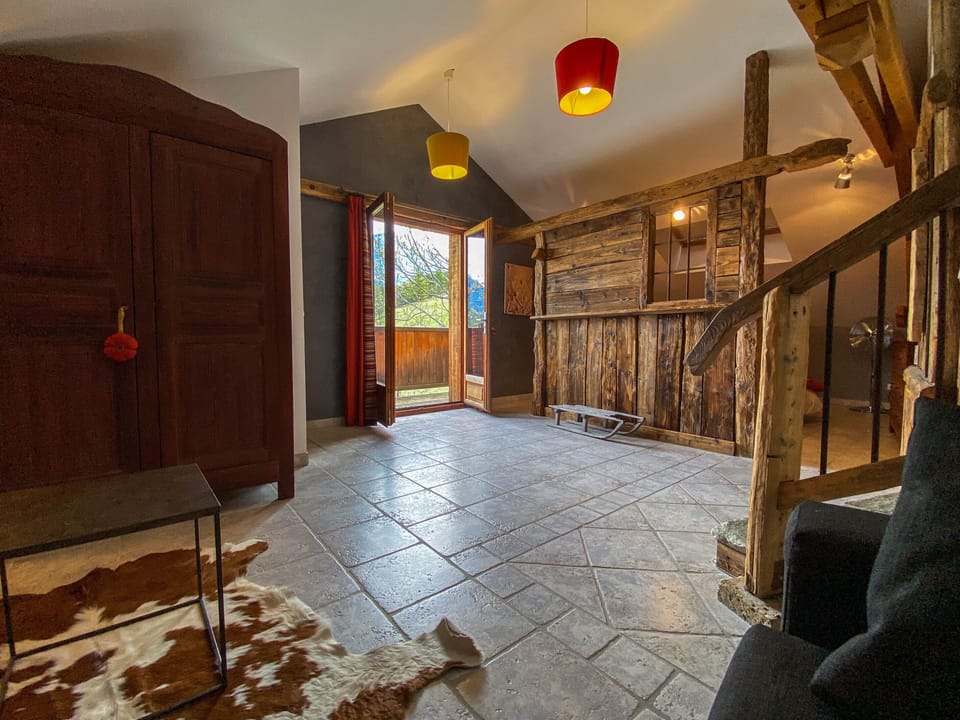 Superior Suite, Ensuite, Mountain View (Toit et moi )