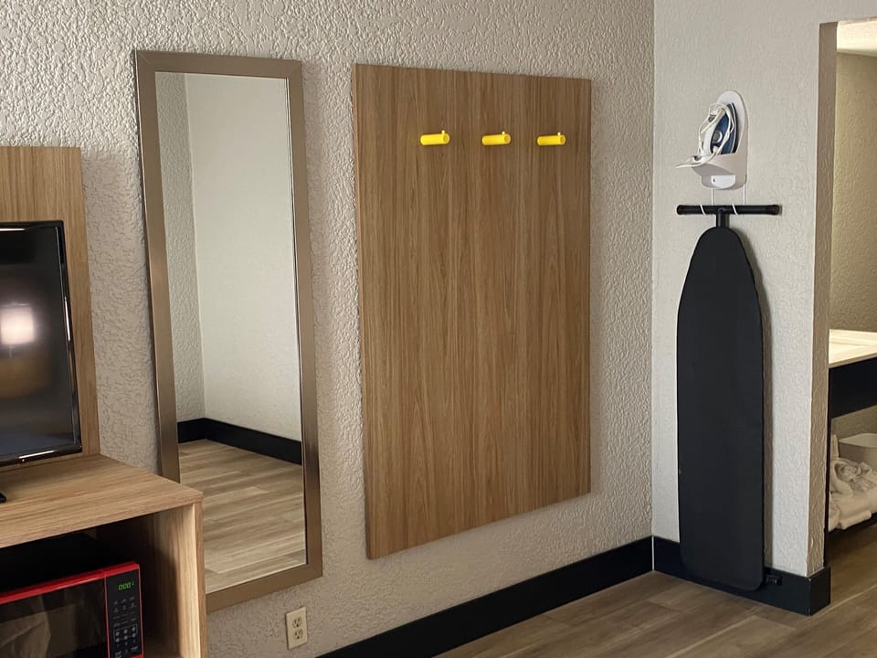 Pillowtop beds, iron/ironing board, rollaway beds, free WiFi