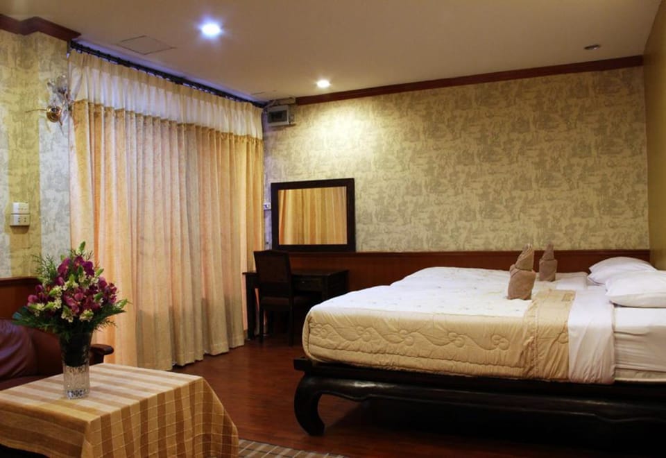 Superior Double Room with AC | Free WiFi