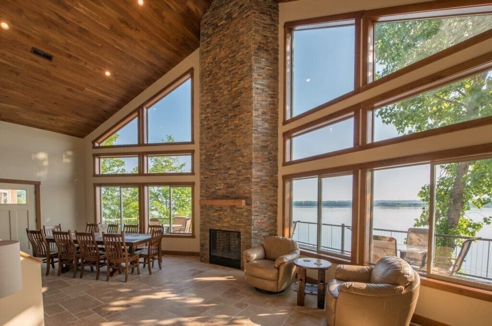 Spectacular views of Douglas Lake!